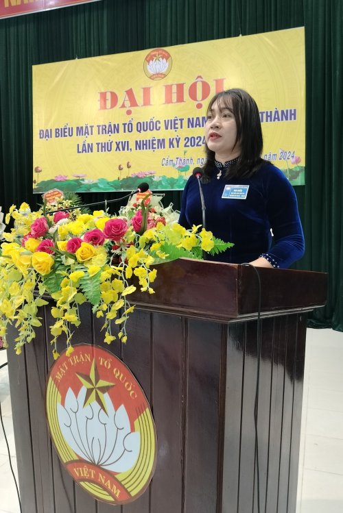 hạnh.jpg